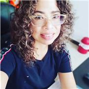 Puedo ayudar en enseñar el idioma español, a la vez, puedo colaborar como redactor en redes sociales de manera online